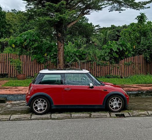 2005 Mini Cooper R50 Manual - 1
