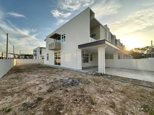 New Taman Pertama Corner House 1
