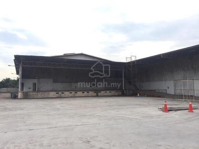 Pekan Nanas 1 Acre Built Up Medium Industrial Factory Power 600amp 1