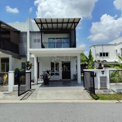 Freehold ‼️ Double Storey Semi D Cluster, Garden Hills Nilai 1