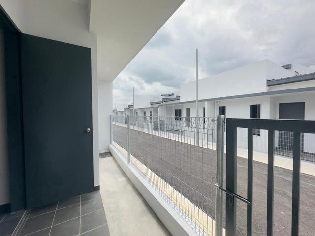 Rumah Teres Baru Jenderam J1 J2 J3 MSN, Dengkil 1