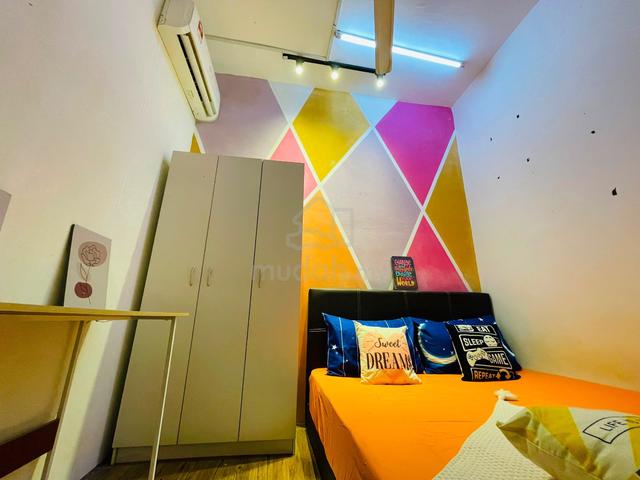 Medium Room at Puchong  Area Boulevard Zero Deposit Fully Furnis 1