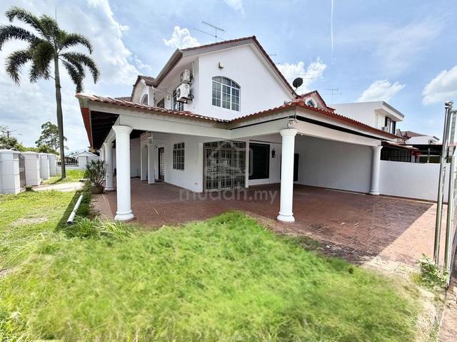 Jalan Enggang Bandar Putra @ Kulai Double Storey Terrace 4 Room 4 Bath 1