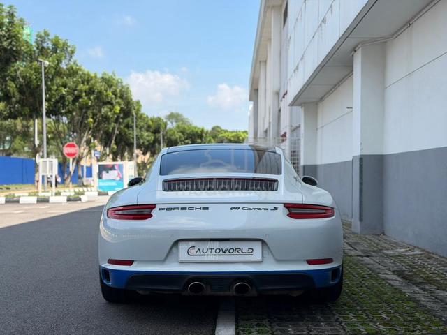 2017 Porsche 911.2 3.0 CARRERA S Coupe S/CHRONO BS - 5