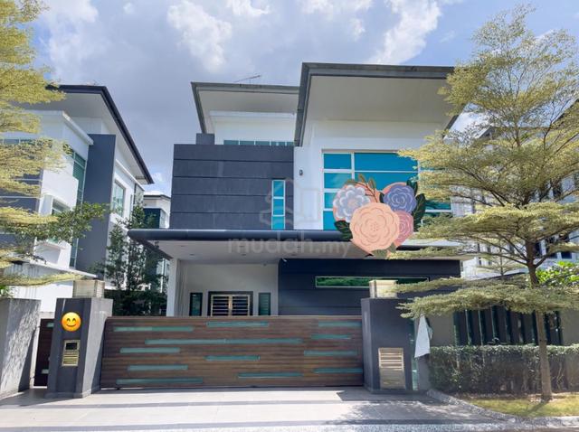 Taman Desa Tebrau JB Three Storey Bungalow House FOR SALE 1