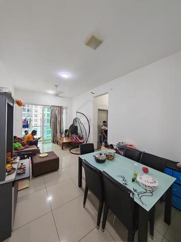 Seasons Luxury Apartments @ Amara Larkin 1