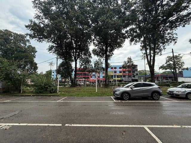 Shop Ground Floor / JB Town Area / Jalan Tun Abdul Razak Susur 3 1