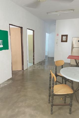 Pangsapuri Pelangi Indah 1