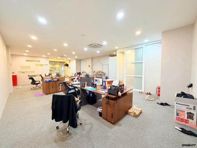 Bukit Tinggi 2 Klang The Landmark Office 2055Sqft Fully Furnished Unit 1
