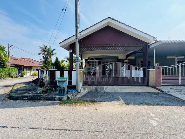 Bandar Utama BPJ📍Teres Setingkat Corner Lot✅️Renovated✅️ 1