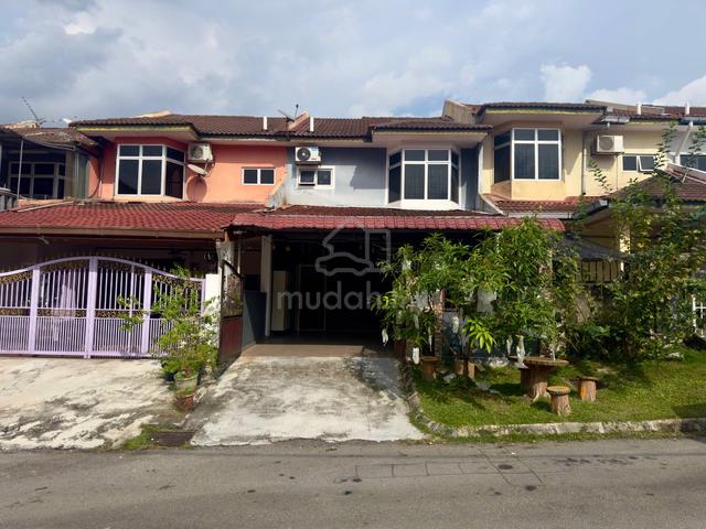 FREEHOLD Double storey taman kajang perdana kajang 1