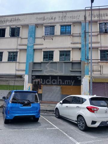 Three-Storey Shop For Sale In Kemayan Square, Seremban 1