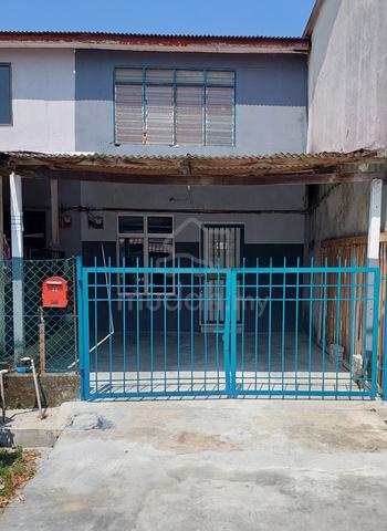 House Taman Sri Sungai Pelek, Sepang For Rent [Ready move in] 1