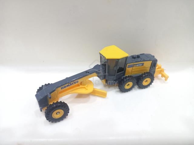 Tomica Long Type No. 140 Komatsu Motor Grader GD67 - photo 3 of 6