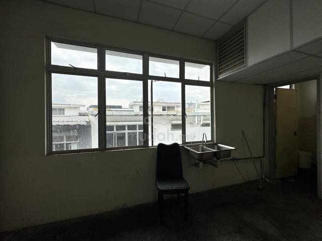 Jalan Pendekar 17 Hot Area Shop Lot 2nd Floor Cheaper Price 1