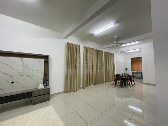 Bandar Cemerlang /Near CIQ/Family House/5bed4Bath/15min to IKEA Toppen 1