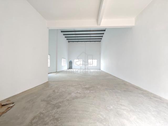 1.5 Storey Semi D Factory at Tasik Utama Industrial Park for Rent 1