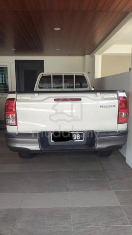 2020 Toyota HILUX 2.4 MT MY17 AN120 FACELIFT (M) - 3
