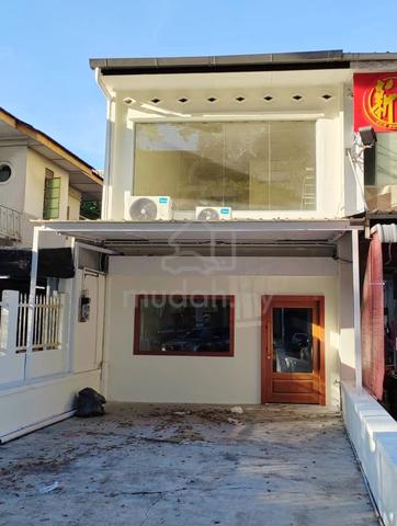 2 storey commercial use terrace in Jalan Burmah Pulau Tikus 1
