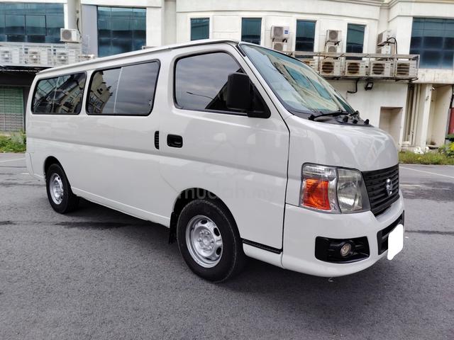 2011 Nissan URVAN 3.0 (M) WINDOW VAN 14 Seat - 1