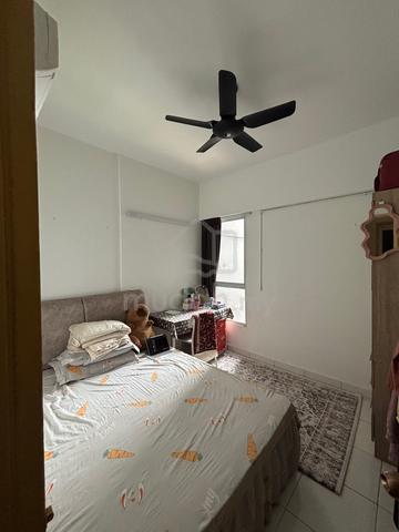 Sri Perdana Condominium Female Tenants 1