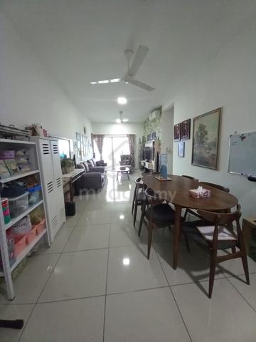 Savanna Executive Suite @ Southville City 1