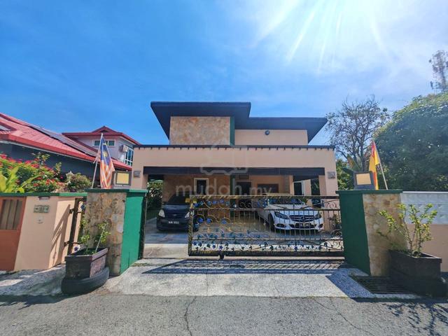 END LOT 1.5 Storey Bungalow Bangi Villa 1