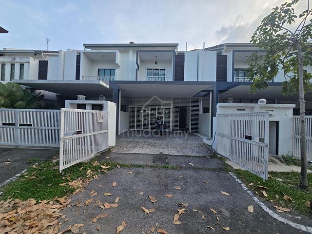 FULLY FURNISHEDπ₯Lake View Facingπ₯2 Storey Laman Delfina Nilai Impian 1