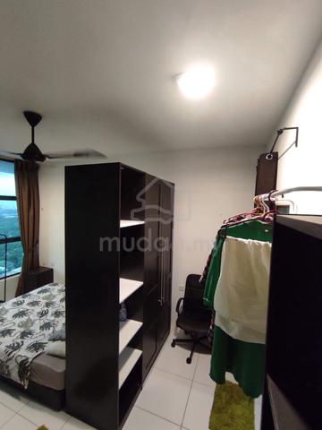 Mstr Room 5 min walk to Dato Menteri LRT Station near AVISENA,MSU,UITM 1