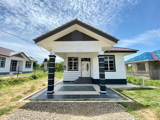 1 UNIT RUMAH BANGLO MAMPU MILIK di KG JOH LABOK MACHANG 1