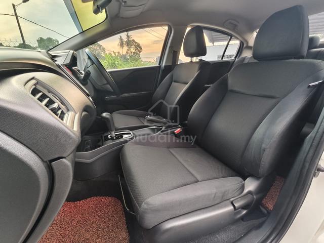 2017 Honda CITY 1.5 S FACELIFT (A) - 4