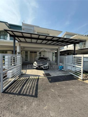Bandar Saujana Putra Semi-D Partially Furnished 4r4b 1