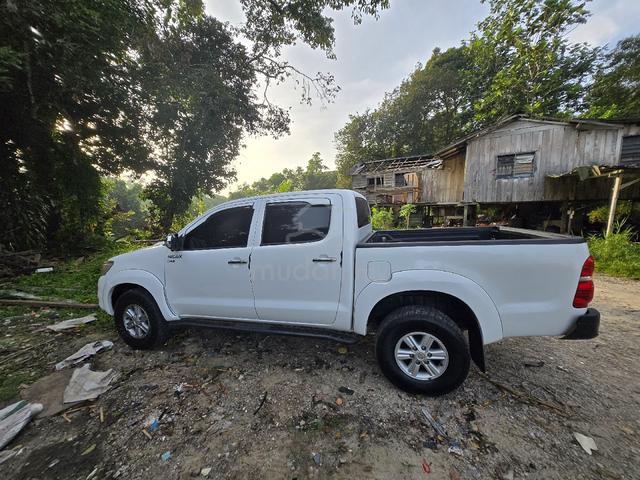 2013 Toyota HILUX 2.5 G VNT (A) - 3
