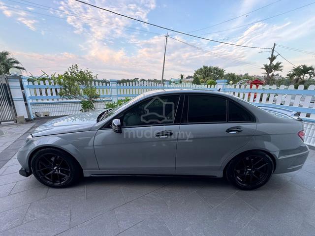 2009 Mercedes Benz C230 AVANTGARDE (CKD) 2.5 (A) - 1