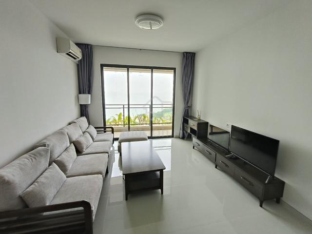 Starview Bay @ Forest City 1