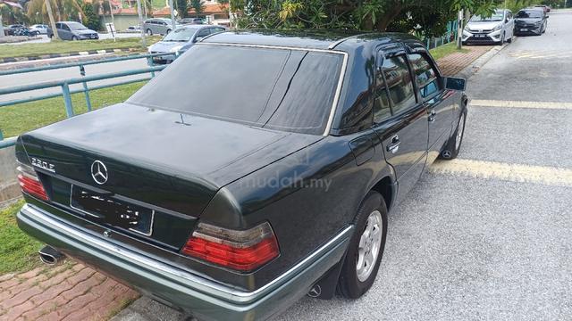 1995 Mercedes Benz 230E 2.3 W124 (A) - 3