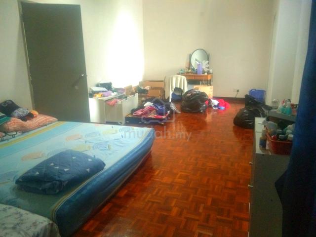 Spacious Corner Lot House for Rent-Putra Heights 1