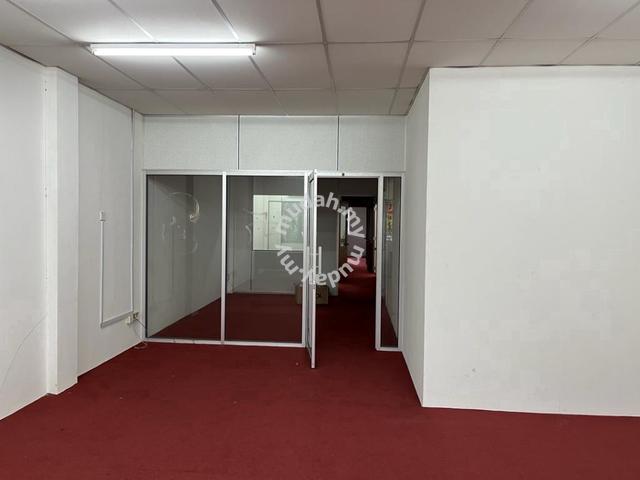 Renovated unit with Partition 2nd Floor Office lot Kajang Main road