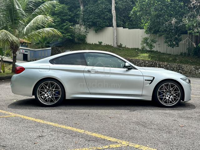 2018 Bmw M4 Competition Package LCI (1 Owner) - 3