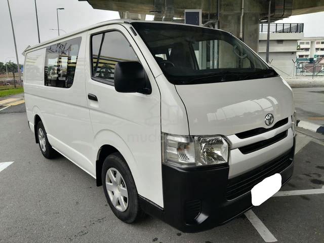 2023 Toyota Hiace 2.5 (M) Semi Panel Van - 1