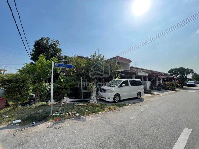 CORNER LOT | Double Storey Terrace Kampung Idaman Port Klang For Sale 1