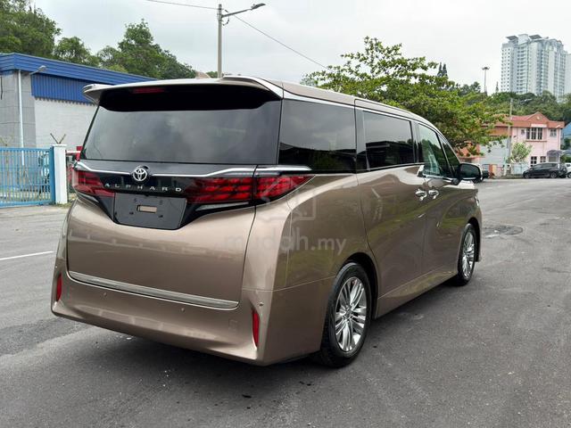 (LOW MILLEAGE) Toyota ALPHARD 2.5Z (7 SEATER) 2025 - 2