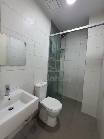 Pinnacle (Petaling Jaya) 1