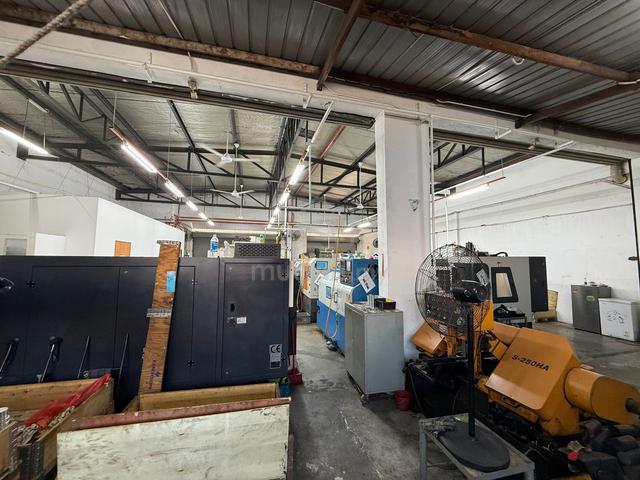 End Lot 1.5 Storey Factory @ Bandar teknology Kajang 1