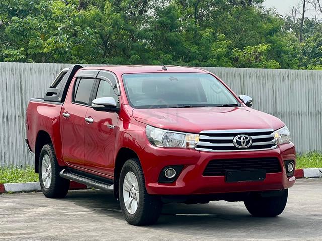 2017 Toyota HILUX 2.4 G STD VNT (A) - 4