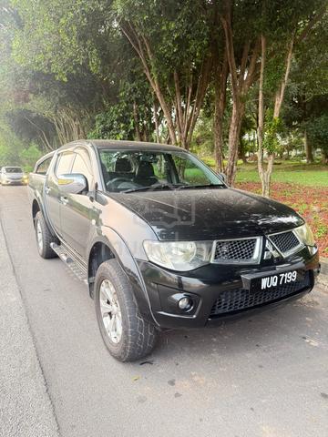 2010 Mitsubishi TRITON 3.2 KA8TGJRYZR FACELIFT (A) - 1