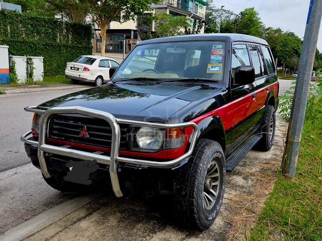 1995 Mitsubishi PAJERO  2.5 Petrol (M) V32V - 1