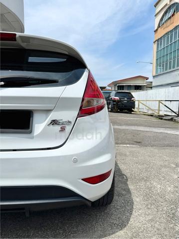 Ford FIESTA 1.6 SPORT TI-VCT (A) - 4