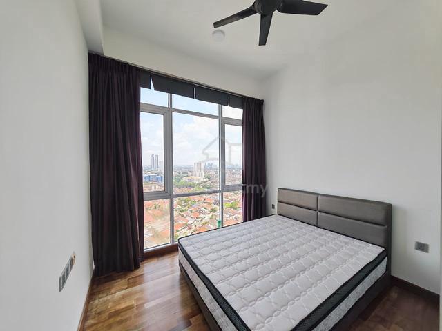 Paragon Residences @ Straits View 1