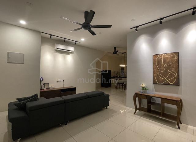 1.5 Sty Townhouse (ground floor) Raintree Park 1